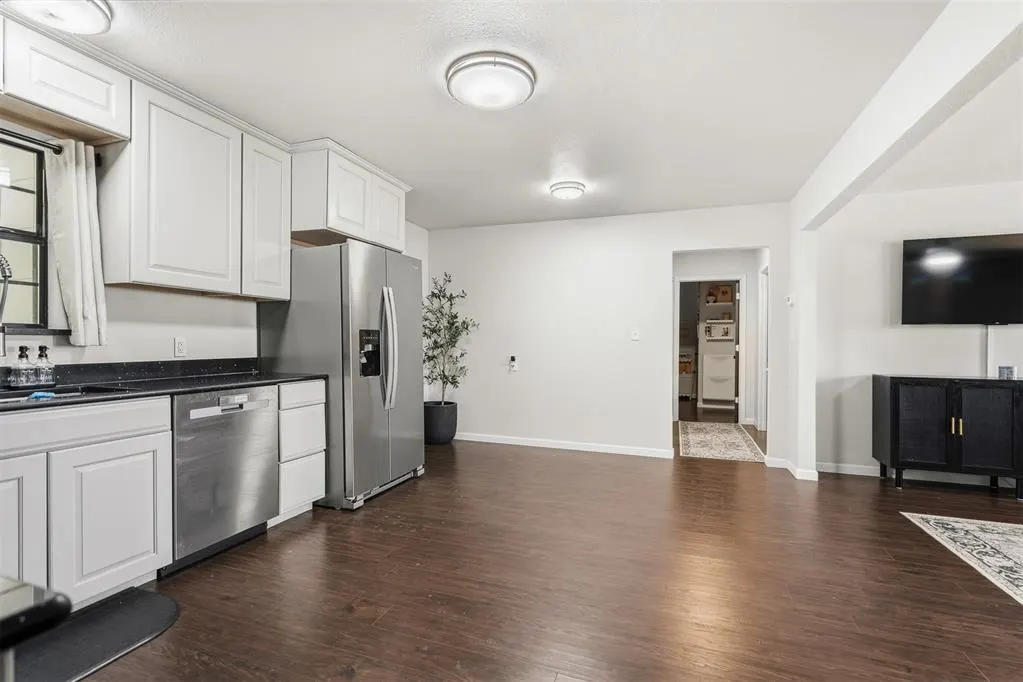 Photo 10 — 107 W Stewart Street, Paoli, OK 73074
