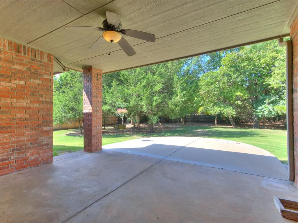 Photo 5 — 14219 Shady Tree Drive, Edmond, OK 73034