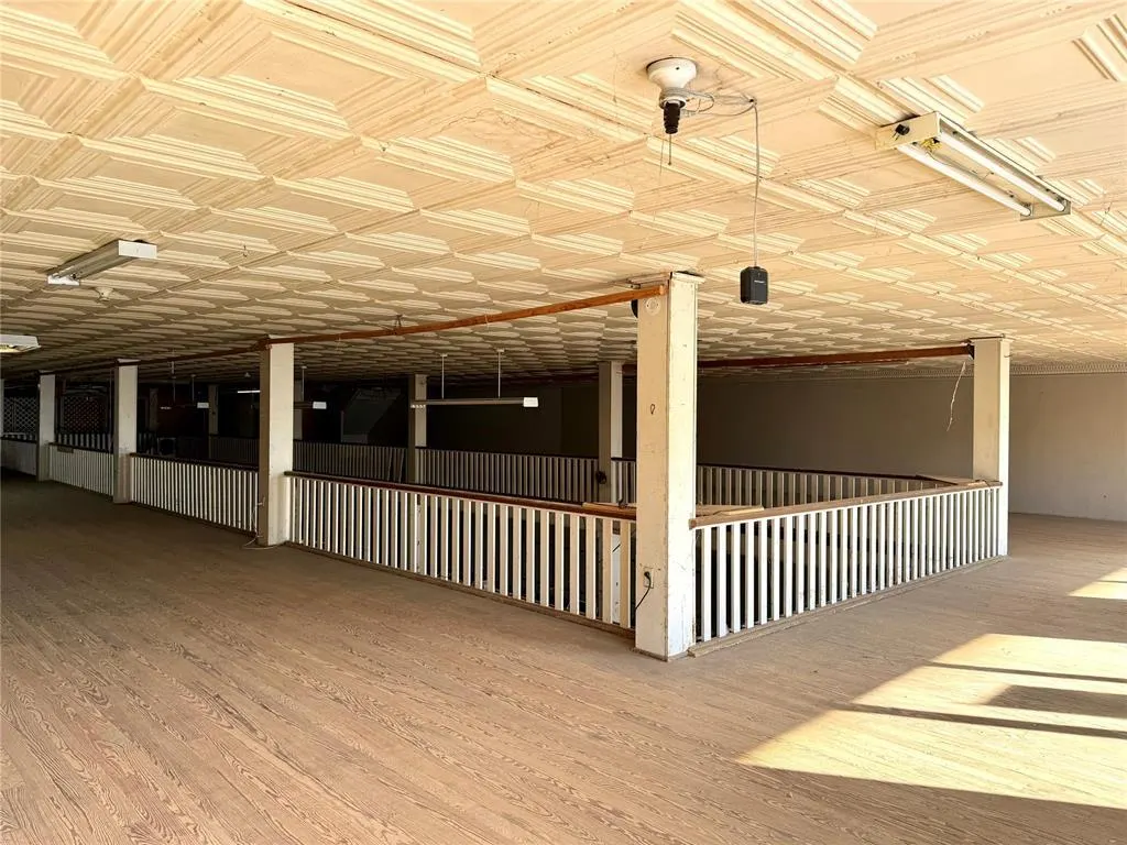 Photo 16 — 516 W Chickasha Avenue, Chickasha, OK 73018