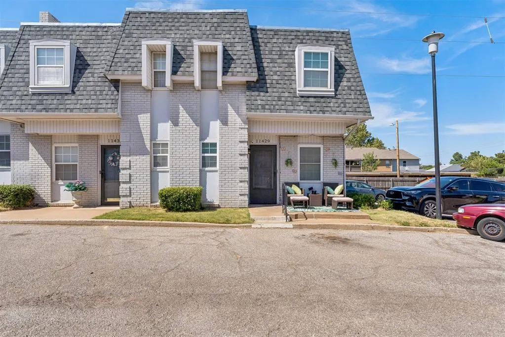 Photo 2 — 11429 N May Avenue, Oklahoma City, OK 73120