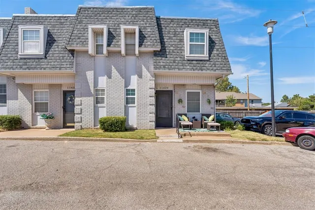 Photo 2 — 11429 N May Avenue, Oklahoma City, OK 73120