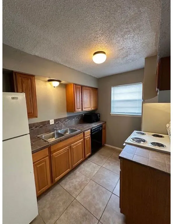 Photo 6 — 11429 N May Avenue, Oklahoma City, OK 73120