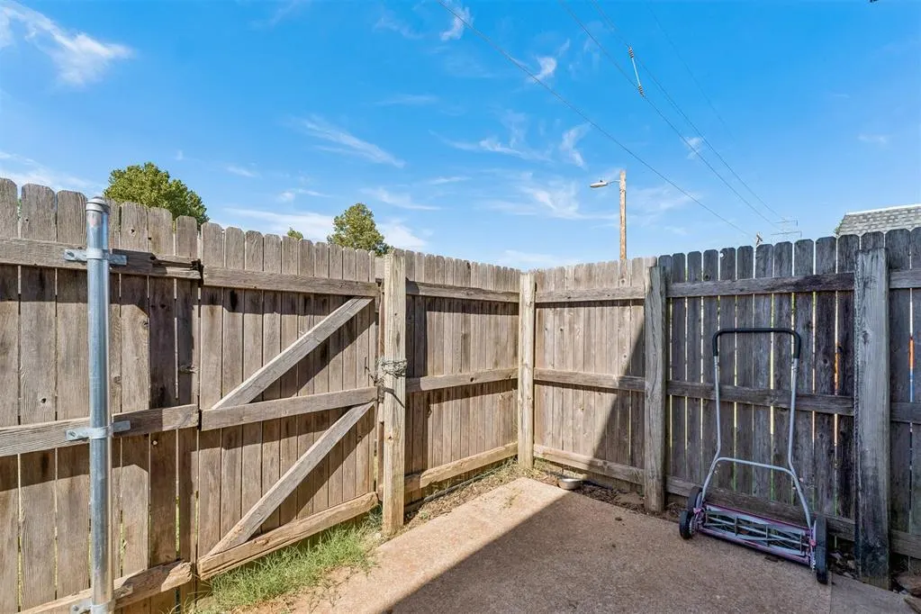 Photo 17 — 11429 N May Avenue, Oklahoma City, OK 73120