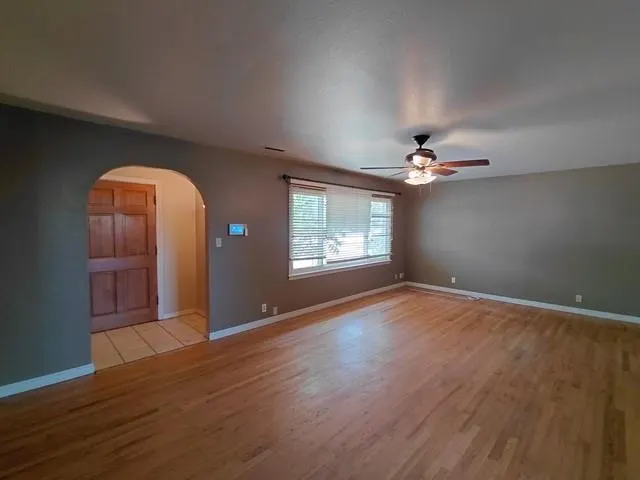 Photo 4 — 1004 S 11th Street, Kingfisher, OK 73750