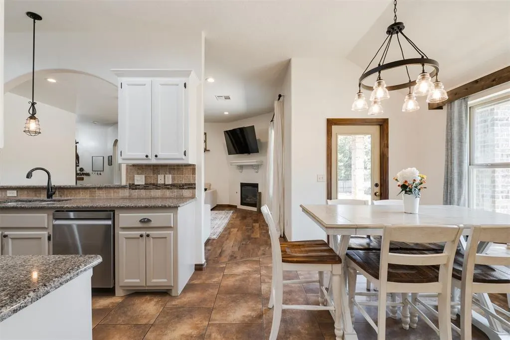 Photo 14 — 874 Cottonwood Court, Guthrie, OK 73044