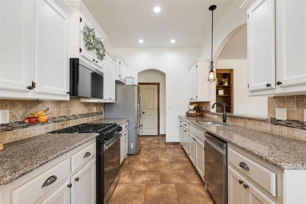 Photo 15 — 874 Cottonwood Court, Guthrie, OK 73044