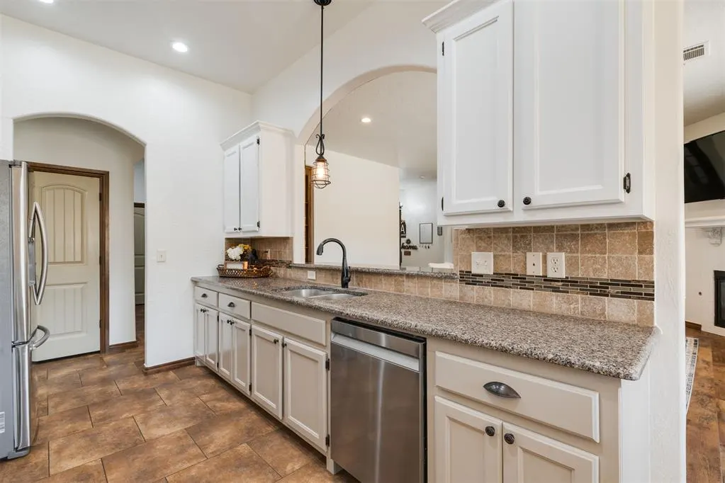 Photo 18 — 874 Cottonwood Court, Guthrie, OK 73044
