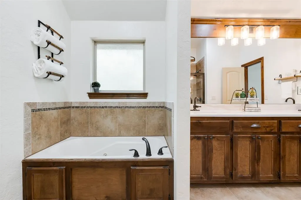 Photo 31 — 874 Cottonwood Court, Guthrie, OK 73044