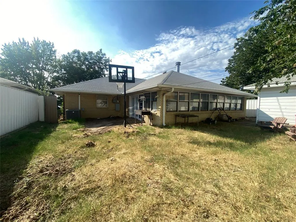 Photo 21 — 7720 S Linn Avenue, Oklahoma City, OK 73159