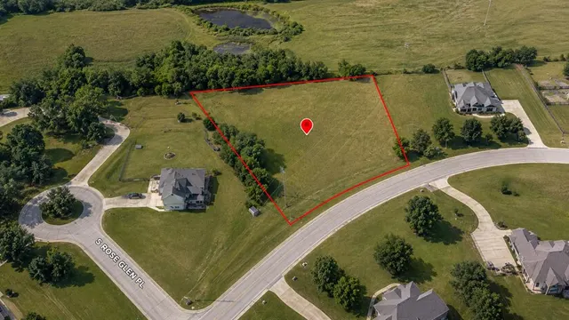 Photo 3 — 001 E Rose Glen Boulevard, Claremore, OK 74019