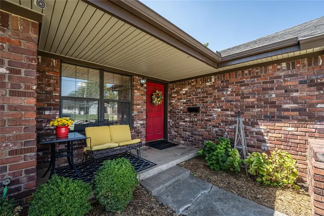 Photo 3 — 110 Utah Avenue, Yukon, OK 73099