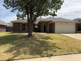 Sold home at 1804 Oakwood East Boulevard