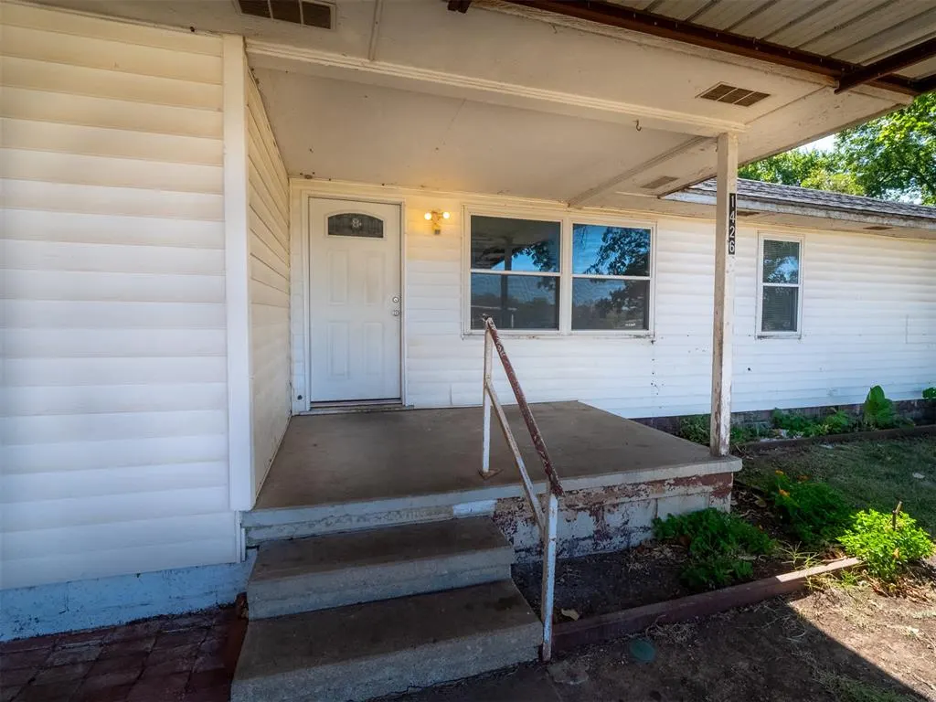 Photo 3 — 1426 Pastusek Avenue, Prague, OK 74864