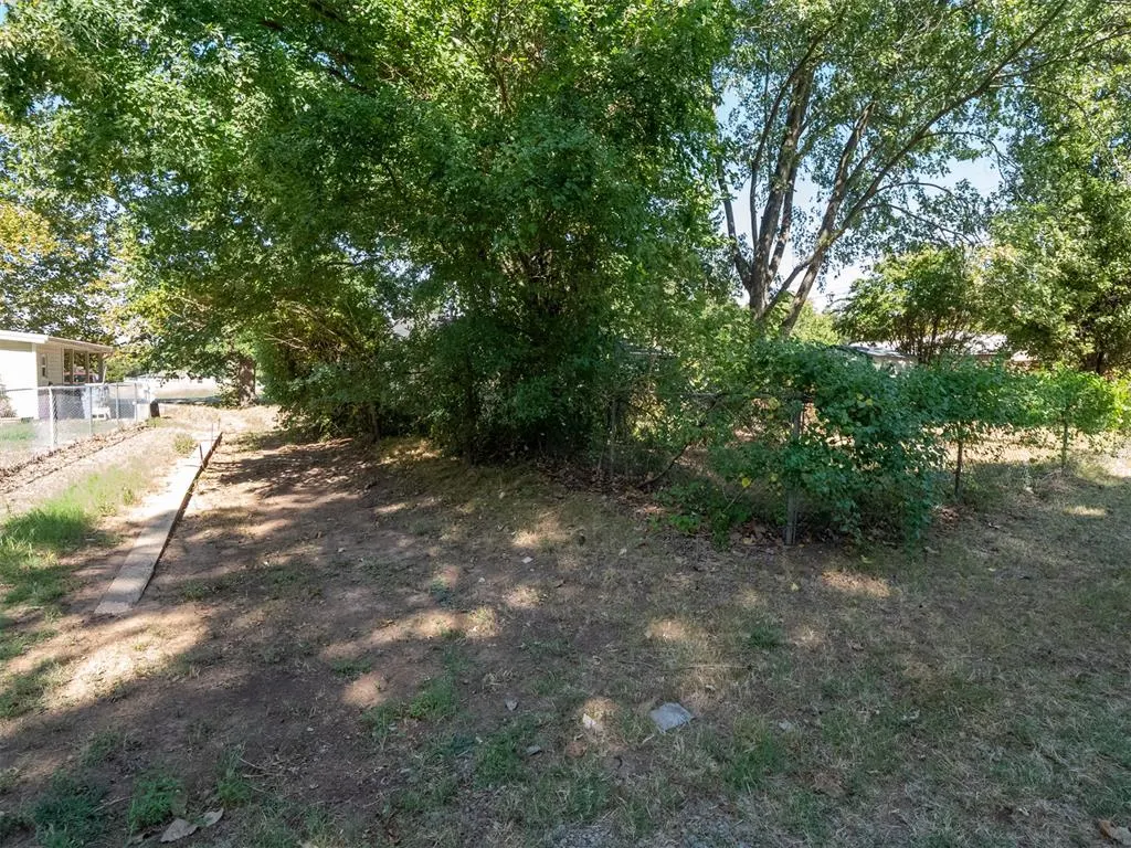 Photo 43 — 1426 Pastusek Avenue, Prague, OK 74864
