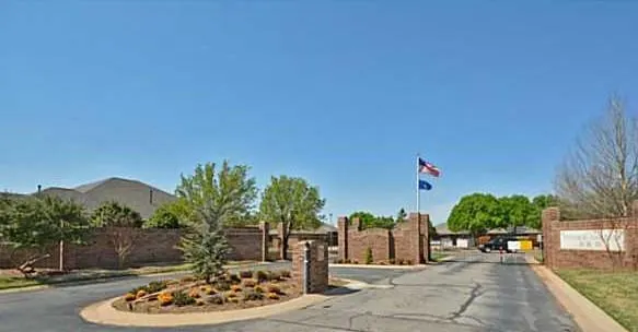 Front exterior — 1801 NW 161st Street, Edmond, OK 73013