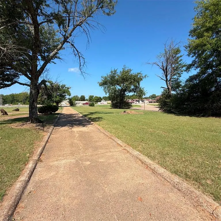 Photo 25 — 1505 S Park 1/2 Drive, Broken Bow, OK 74728