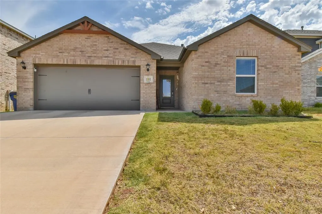 Front exterior — 1701 N Ruby Drive, El Reno, OK 73036