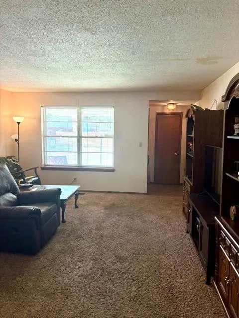 Photo 3 — 408 SW 63rd Place, Oklahoma City, OK 73139