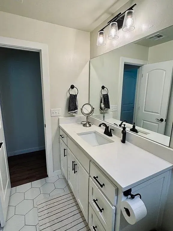 Photo 21 — 307 Teri Lane, McLoud, OK 74851