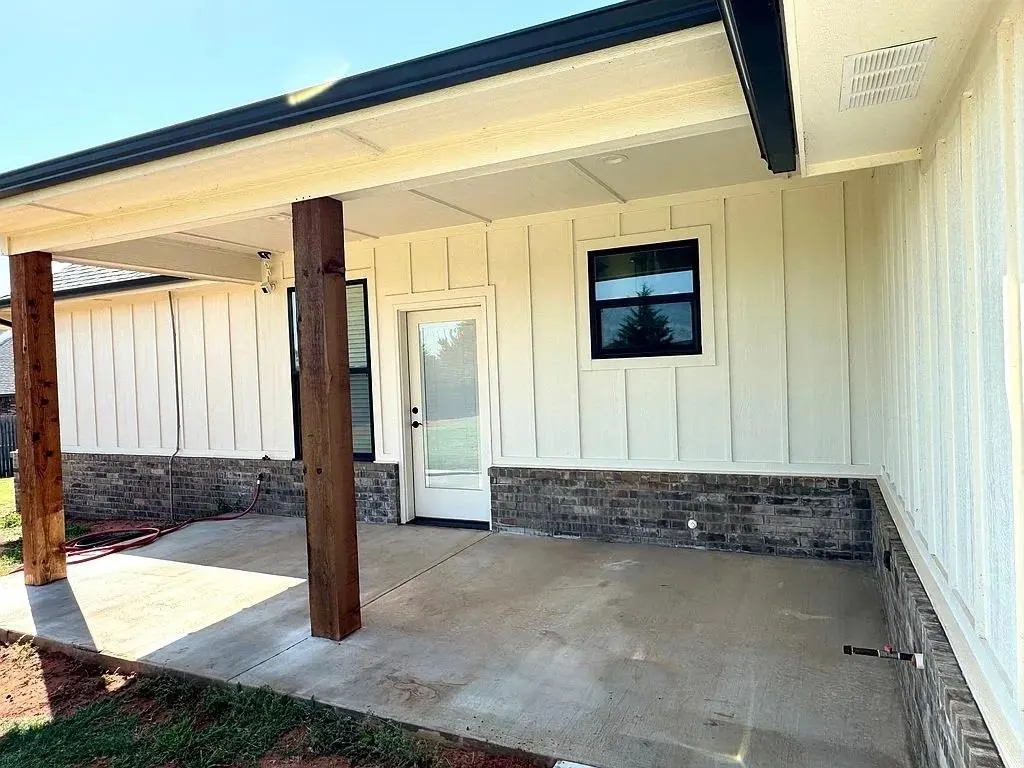 Photo 32 — 307 Teri Lane, McLoud, OK 74851