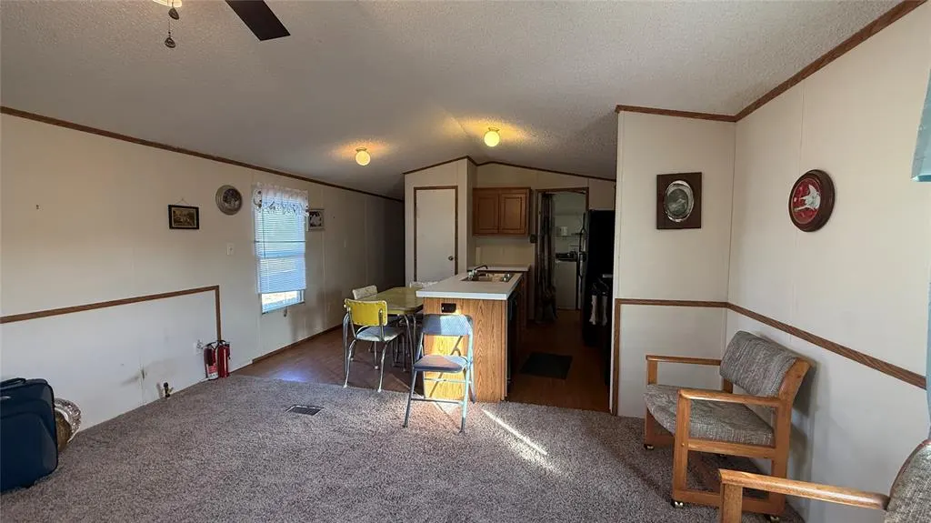 Photo 6 — 3000 E Walnut Street, Tecumseh, OK 74873