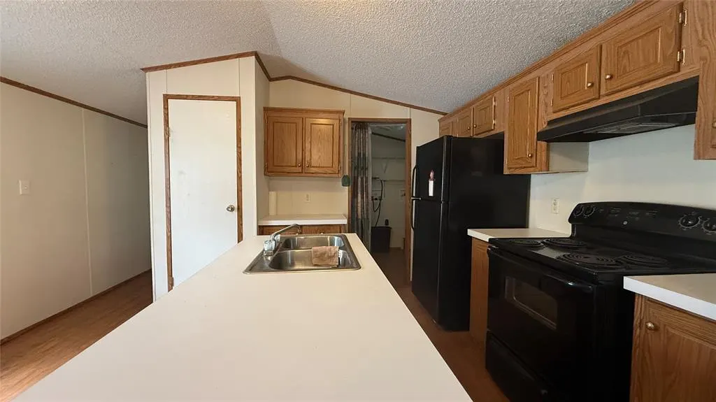 Photo 37 — 3000 E Walnut Street, Tecumseh, OK 74873
