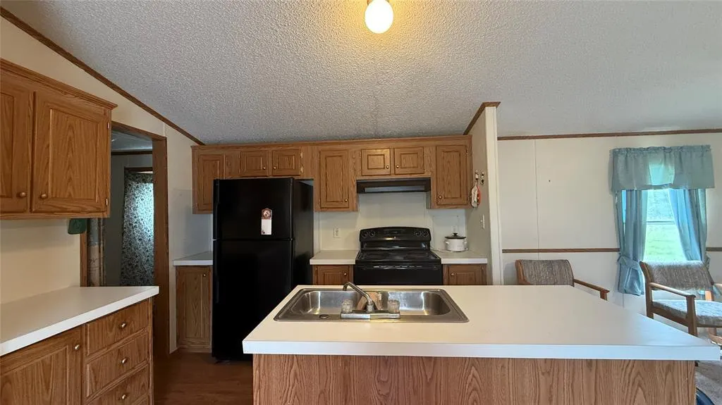 Photo 10 — 3000 E Walnut Street, Tecumseh, OK 74873