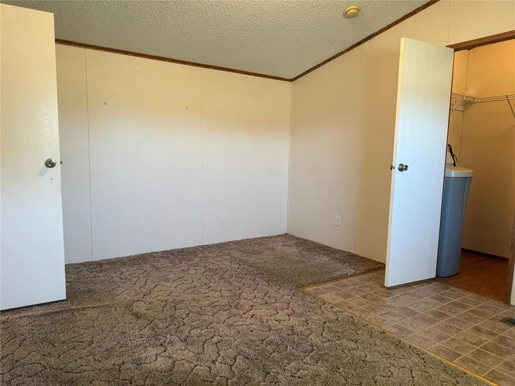 Photo 9 — 3000 E Walnut Street, Tecumseh, OK 74873