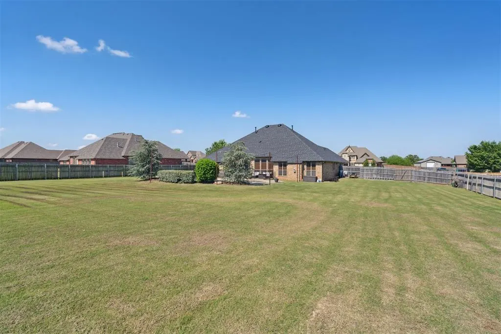 Photo 24 — 11800 Pamalos Trail, Oklahoma City, OK 73173