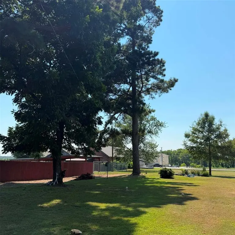Front exterior — 191 Lakeside Drive, Broken Bow, OK 74728