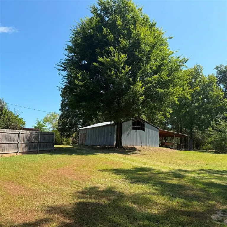 Photo 2 — 191 Lakeside Drive, Broken Bow, OK 74728
