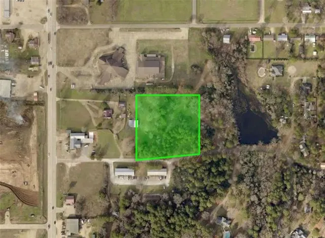 Photo 3 — 191 Lakeside Drive, Broken Bow, OK 74728