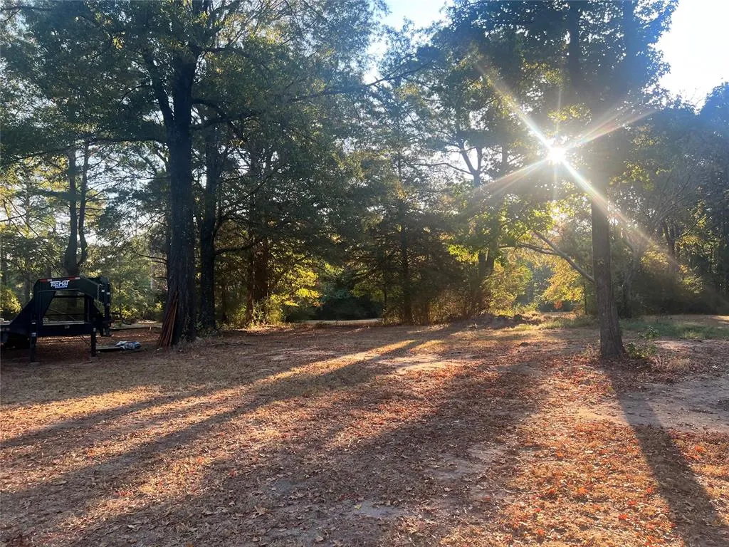 Front exterior — 191 Lakeside Drive, Broken Bow, OK 74728