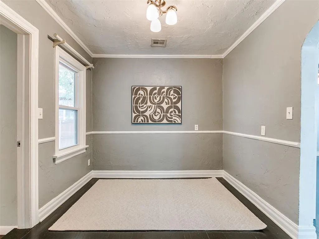 Photo 9 — 513 NW 48th Street, Oklahoma City, OK 73118