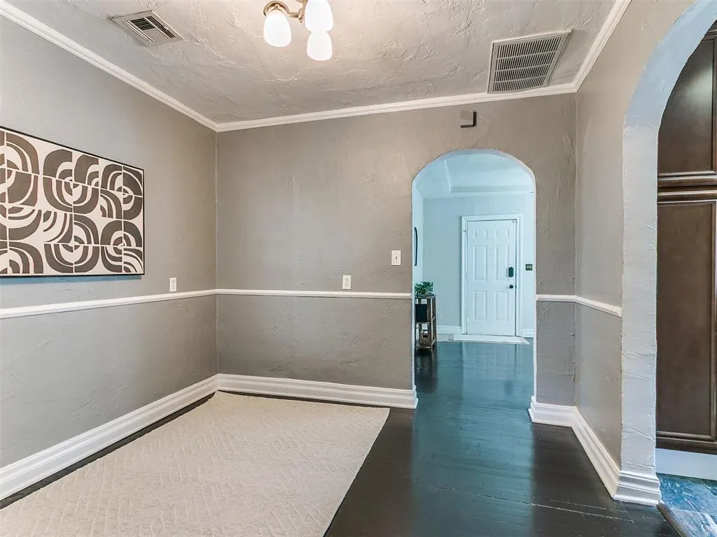 Photo 10 — 513 NW 48th Street, Oklahoma City, OK 73118