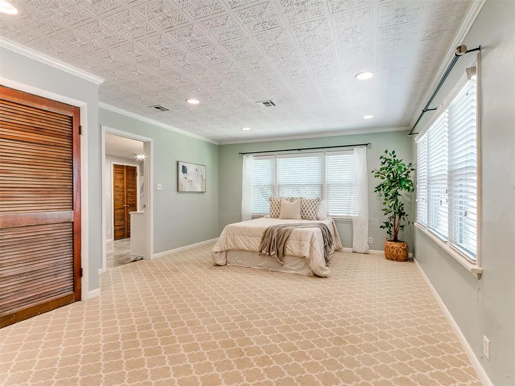 Photo 11 — 513 NW 48th Street, Oklahoma City, OK 73118