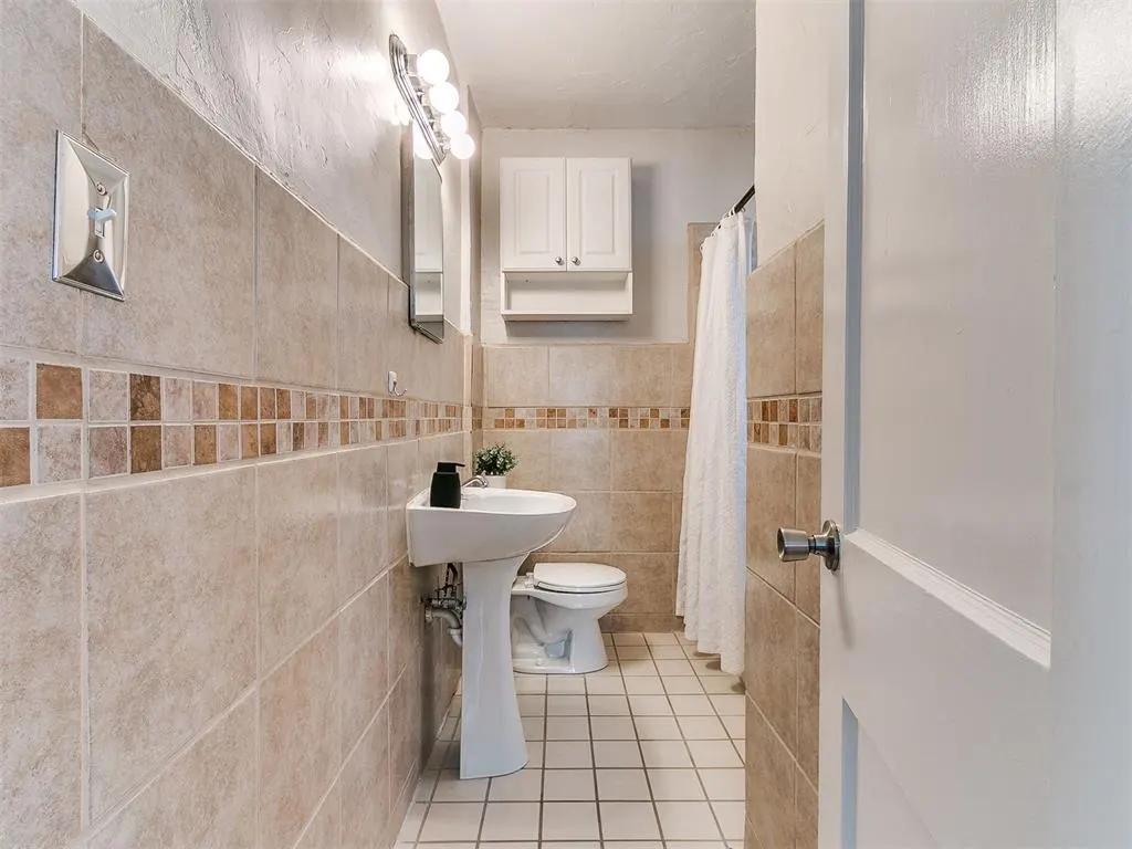 Photo 20 — 513 NW 48th Street, Oklahoma City, OK 73118