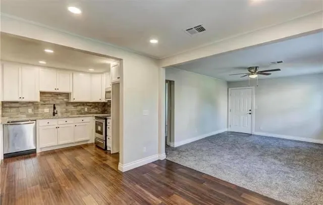 Photo 2 — 2321 NW 33rd Street, Oklahoma City, OK 73112