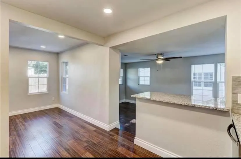 Photo 8 — 2321 NW 33rd Street, Oklahoma City, OK 73112