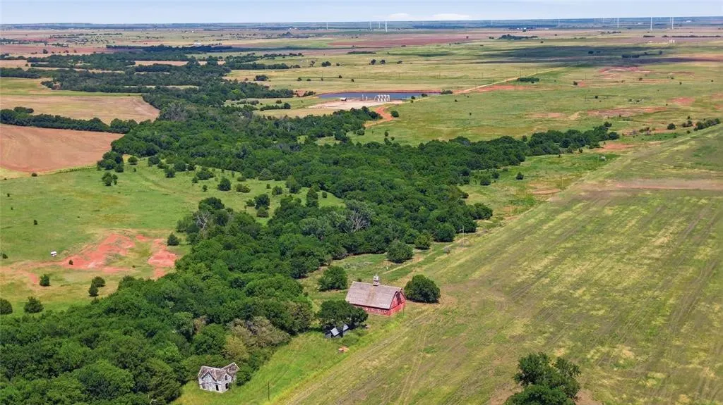 Photo 5 — 16917 S 102nd Street, Douglas, OK 73733