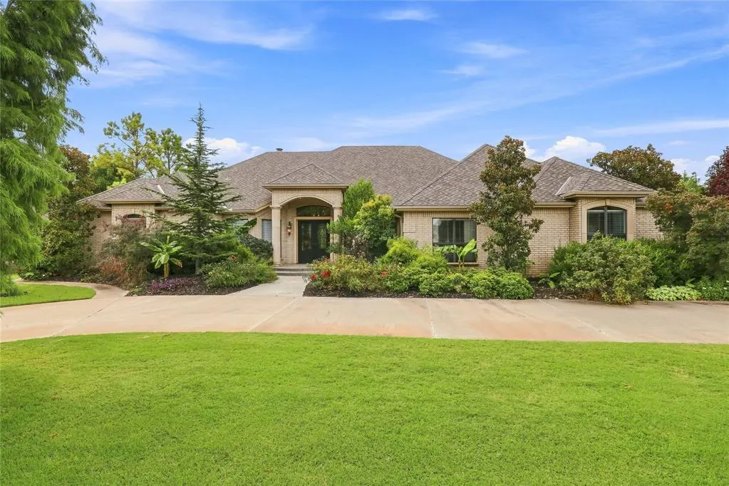 Front exterior — 6500 NE 113th Street, Edmond, OK 73013