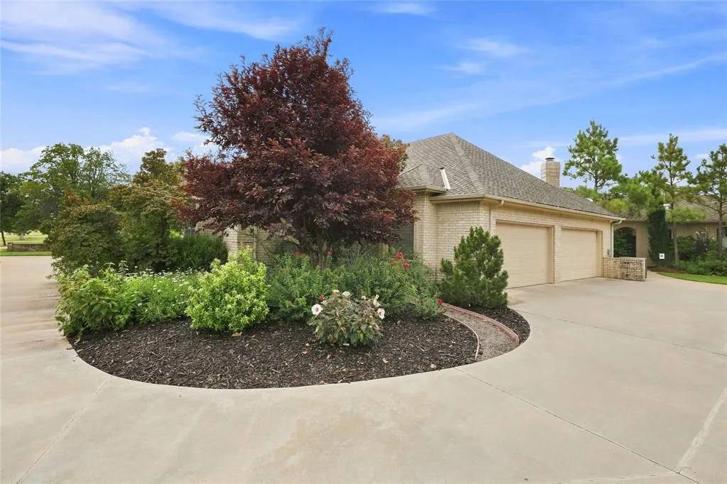 Photo 4 — 6500 NE 113th Street, Edmond, OK 73013