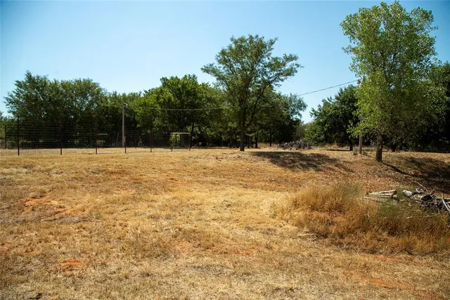 Photo 5 — 3802 N Goodrich Road, Marlow, OK 73055