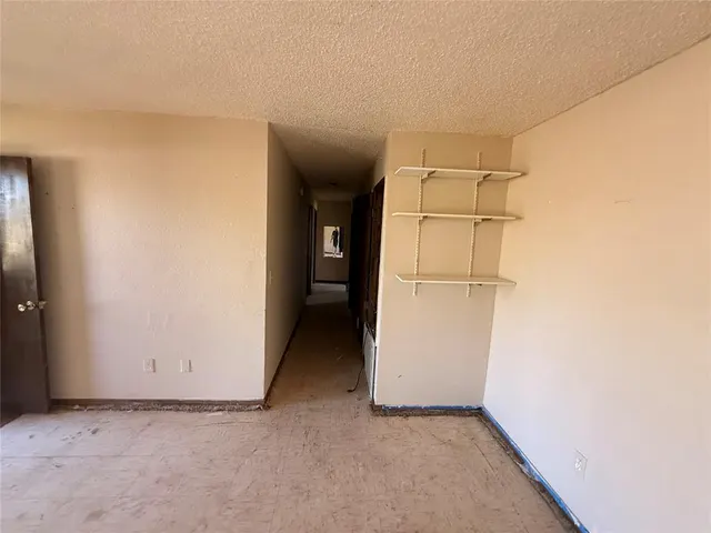 Photo 4 — 615 S Choctaw Avenue, Geary, OK 73040