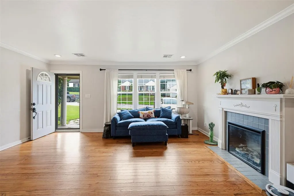 Photo 3 — 811 NW 48th Street, Oklahoma City, OK 73118