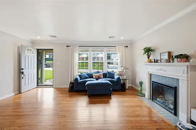 Photo 3 — 811 NW 48th Street, Oklahoma City, OK 73118