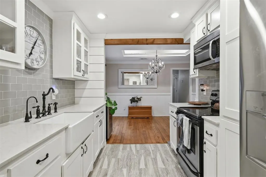 Photo 7 — 811 NW 48th Street, Oklahoma City, OK 73118