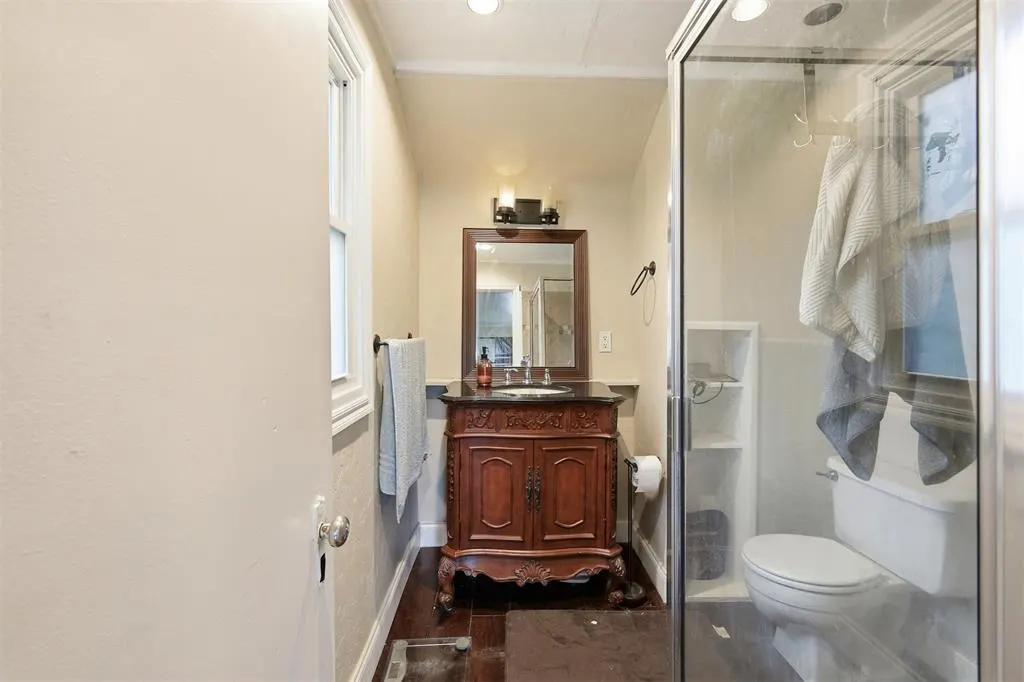 Photo 12 — 811 NW 48th Street, Oklahoma City, OK 73118