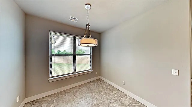 Photo 7 — 405 Josephine Court, Yukon, OK 73099