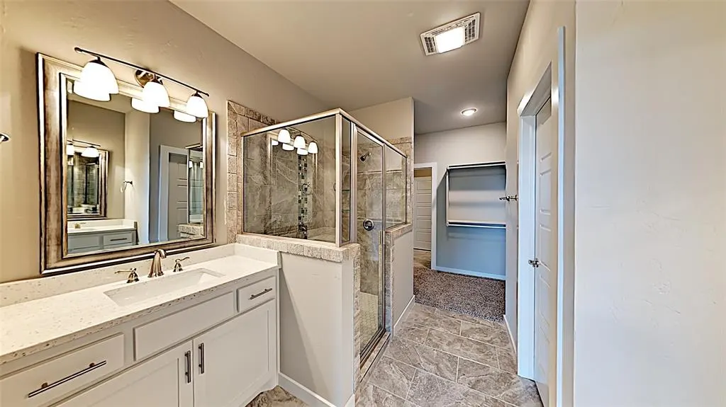 Photo 9 — 405 Josephine Court, Yukon, OK 73099